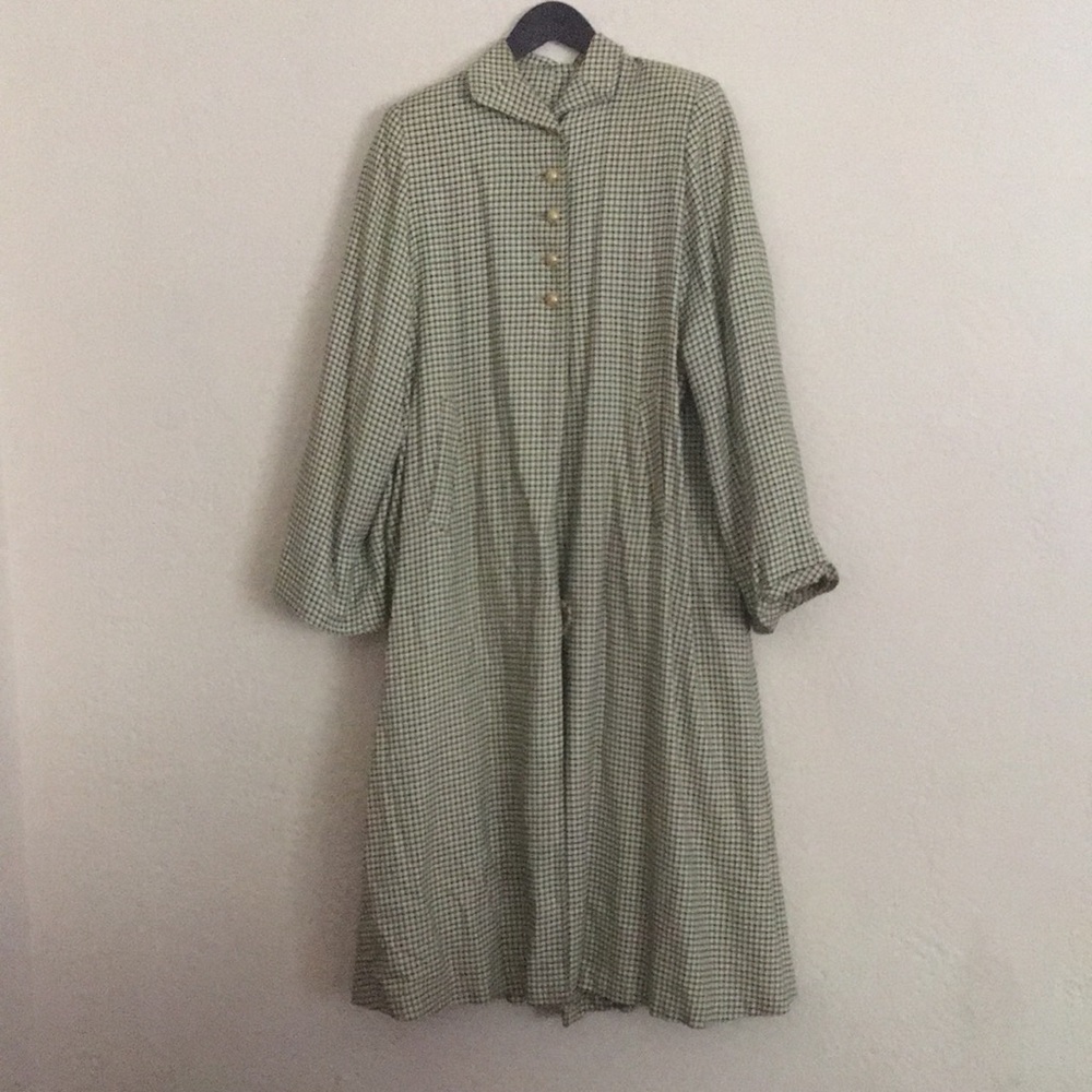 VINTAGE Fully Lined Coat.